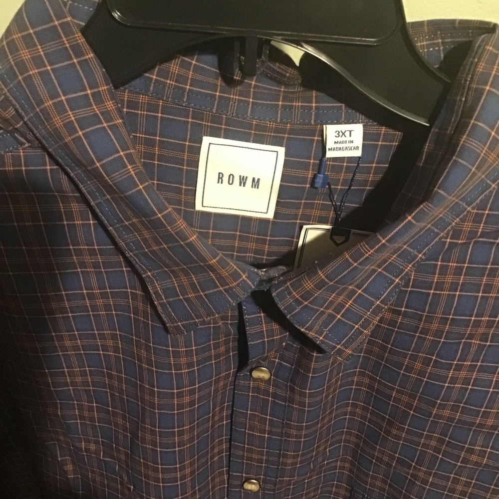 Men’s big and tall long sleeve shirt